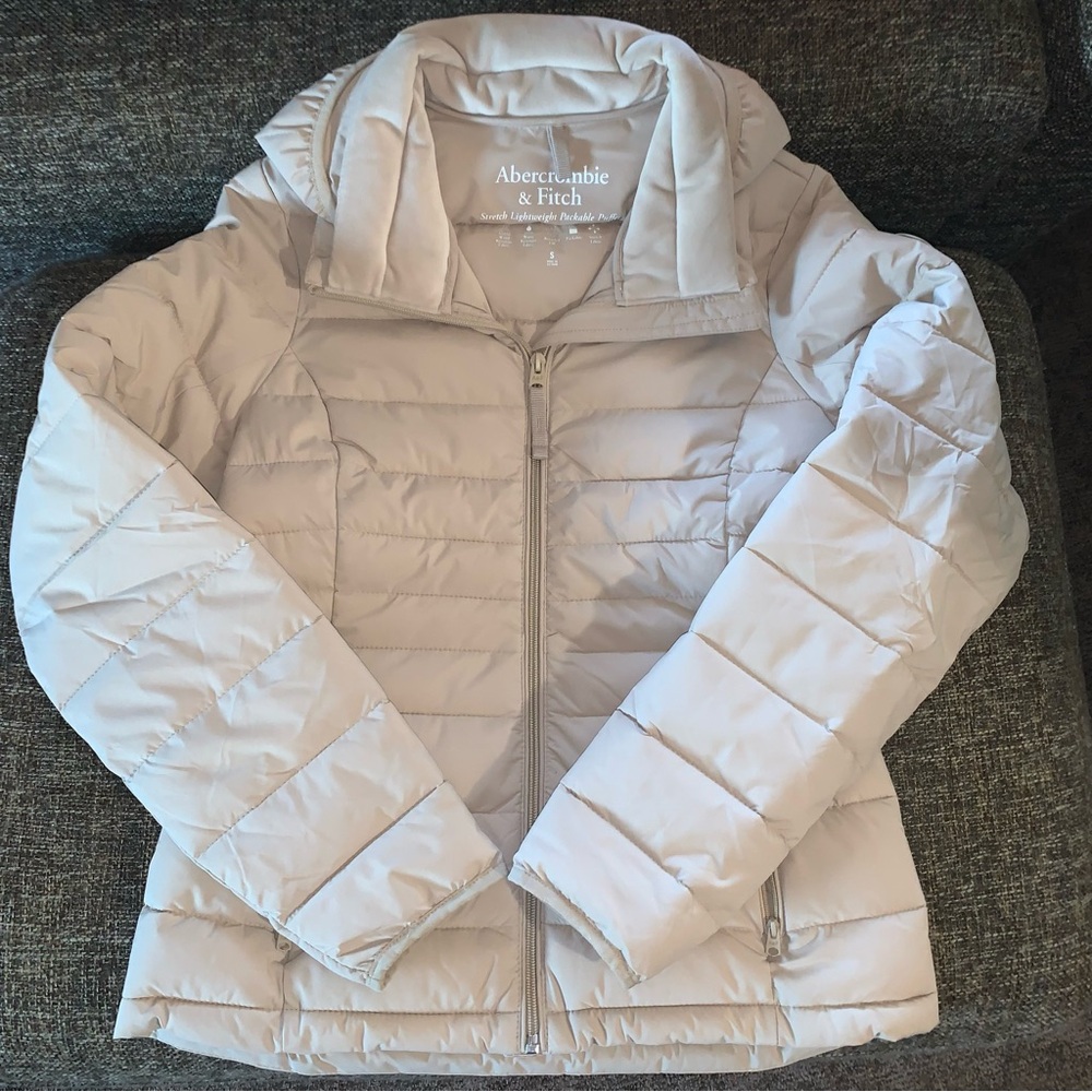 Abercrombie & Fitch Stretch Lightweight Packable Puffer Coat